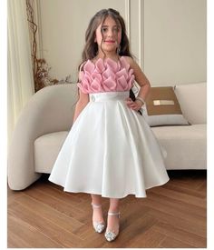 Magical Childhood, Birthday Frocks, Baby Dress Diy, Bubu Gown Styles, Cultural Background, Kids Blouse Designs