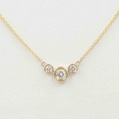 Two Diamond Necklace, Simple Necklace Diamond, 3 Diamond Necklace, Everyday Necklace Simple, Gold Diamond Pendant Necklace, Diamond Cluster Necklace, Rose Gold Diamond Necklace, Simple Necklace Everyday, Diamond Necklace Simple