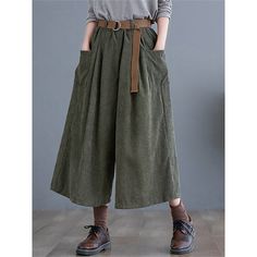 Wide Leg Pants Casual, Aesthetic Clothing Stores, Corset Bustier, Cropped Wide Leg Pants, Off Shoulder Fashion, Pants Casual, Green And Khaki, Fur Fashion, Type Of Pants