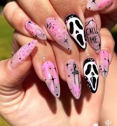 The Ultimate Halloween Nails Inspiration Halloween Nails Ghostface Pink, Ghostface Inspired Nails, Acrylic Nails Ghostface, Ghostface Makeup Ideas, Goth Coffin Nail Ideas, Ghostface Nails Almond, Horror Character Nails