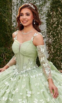 In this Rachel Allan RQ3112 Quinceanera dress, you'll arrive looking like a statuesque beauty. The stunningly detailed sequin tulle dress has a scoop neckline with a sheer overlay notch and is decorated with a scattering of magnificent beaded 3D butterflies. Butterfly Quinceanera Dress, White Quinceanera Dresses, Debutante Ball, Quinceanera Dresses Pink, Dresses Quinceanera, Rachel Allan, Sleeveless Long Dress, Stylish Party Dresses, Quinceanera Dresses