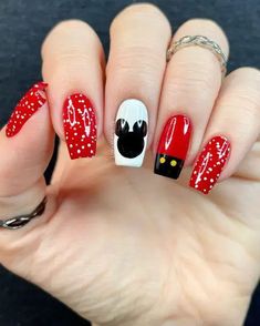 20 Awesome Mickey Mouse Nail Designs You Must Try Cute Mickey Mouse Nails, Nail Ideas Mickey Mouse, Mickey Mouse Short Nails, Mickey Mouse Inspired Nails, Nail Art Designs Mickey Mouse, Winter Disney Nails, Mickey Mouse Christmas Nail Art