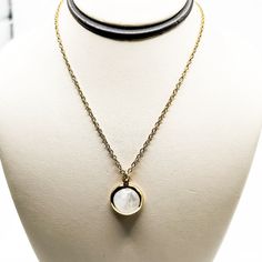 Vintage Moonstone Necklace Gold Overlay 20 inch adjustable chain White Moonstone Clavicle Chain Necklace, Moonstone Round Clavicle Chain Necklace, Round Moonstone Clavicle Chain, Round Moonstone Clavicle Chain Necklace, Moonstone Clavicle Chain Round Necklace, Moonstone Clavicle Chain Necklace, Moonstone Collar Necklace, Adjustable Round Pendant Jewelry With Moon Phase, Adjustable Moon Phase Round Pendant Jewelry