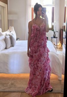 Light Feminine Aesthetic, Pia Muehlenbeck, Light Feminine, Mood Clothes, Olivia Culpo, Summer Lookbook, Dress Aesthetic, Beach Outfits, Car Home