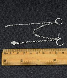 Distinctive accessory that can make your look stand-out  Stylish double hoop earrings  For pierced ears  Dangling chain type  Single piece Silver Dangle Chain Cartilage Earrings, Metal Dangle Cartilage Earrings With Chain, Kpop Earrings, Yellow Smiley Face, Fashion Chingu, Infinity Earrings, Double Hoop Earrings, Acrylic Ring, Face Necklace