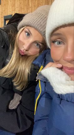 Pinterest Coquette, Perfect Selfie, Winter Inspo, I Love Winter, Ski Season, Bestie Goals, Winter Fits, Ski Trip