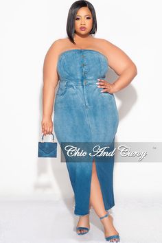 Non-stretch dress Tube Elastic band Pockets Slit 95% Polyester 5% Spandex Hand wash cold Model is wearing a 2X Plus Size Denim Dress, Business Casual Winter, Casual Couture, Chic And Curvy, Button Up Dress, Spring Looks, Tube Dress, Stretch Dress, Cafe Food