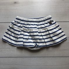 NEW Tea Collection Navy White Striped Skort - Sweet Pea & Teddy Cotton Bloomers With Elastic Waistband For Playwear, White Cotton Diaper Cover With Elastic Waistband, Bottoms With Elastic Waistband For Playtime, Cotton Bottoms With Ruffles For Playtime, Cotton Diaper Cover With Elastic Waistband For Playtime, Summer Cotton Skirt For Playtime, Summer Playtime Cotton Skirt, Cotton Skirt For Summer Playtime, Summer Playtime Elastic Bottoms