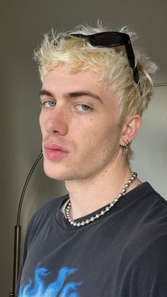 Blonde Hair Styles For Men, Mens Blonde Hairstyles Short, White Male Haircuts, Genderless Hair, Blond Hair Man, Spiky Hair Men, Punk Hair Men