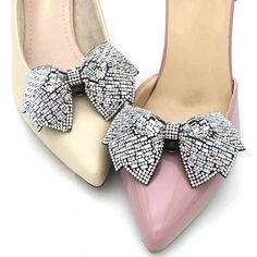 Manual Bead Shoe Buckles Crystal Rhinestones Bow Shoe Clips Shoes Accessories Description Occasion: Wedding Party, Christmas Party, Any Party Brand new and high quality Size: 6.2*9.8cm Comes with easy to snap shoe clips. Material: Rhinestone Use for: Bride, Bridal Shoes Elegant and perfect addition for your wedding shoes or for any special event. Special design and unique structure, a fashion item. Color: As picture show Package Content: 1 Pcs Shoe Clip Notes: 1.The real color of the item may be slightly different from the pictures shown on website caused by many factors such as brightness of your monitor and light brightness. 2.Please allow slight (±2cm)manual measurement deviation for the data. Payment Shipping -Thanks for your bid * We will arrange shipping for you within 24 Hours after Boot Decor, Shoe Clips Wedding, Wedding Shoes High Heels, Boots Diy, Wedding High Heels, Accessories Crystal, Rhinestone Shoes, Crystal Shoes