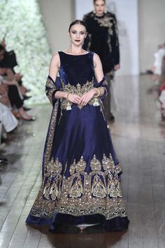 Manav Gangwani | India Couture Week 2016 #PM #indiancouture #manavgangwaniICW2016 Lehenga With Velvet Blouse, Blue Color Lehenga, Lehenga Latest, Bridal Lehenga Wedding, Indian Wedding Dresses, Bride Attire, India Wedding