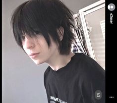 Vkei Haircut Short, Alternative Mens Hair, Emo Short Hair, Vkei Haircut, Emo Boy Haircut, Long Emo Hair, Visual Kei Hair, Boy Hair Style, Vkei Hair