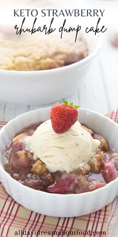 A serving of low carb strawberry rhubarb dump cake in a white bowl with ice cream on top. Keto Dump Cake, Strawberry Rhubarb Dump Cake, Rhubarb Dump Cake, Rhubarb Dump Cakes, Low Salt Diet, Low Carb Dessert, Strawberry Sauce