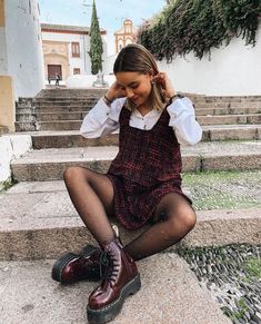 Surfergirl Style, Mode Inspo, Autumn Outfit, Outfit Inspo Fall, Edgy Outfits, Look Chic, Outfits Casuales, Preppy Style, Dr. Martens