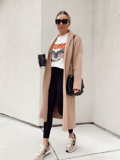 Cardigan Ideas, Long Cardigan Outfit, Comfy Casual Outfits, Cardigan Outfit, Cardigan Outfits, Athleisure Outfits, Sport Chic, Casual Work Outfits, Casual Fall Outfits