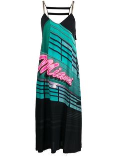 multicolour shift style strap detailing all-over graphic print V-neck sleeveless calf-length side slits Perfect Spaghetti, Dresses Printed, Dope Clothes, Angel Dress, Cropped Zip Up, Strap Dresses, Designer Streetwear, Green Outfit, Vestido Casual