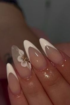 Almond Nails Designs 3d Flowers, 3d Flower Nails Almond Shape, Medium Nail Designs Almond, Almond Inspo Nails, Acrylic Nails With 3d Design, Almond Simple Nail Designs, Sharp Almond Nails Design, Almond Nails Designs Flowers, Acrylic Nail Designs For Summer Almond