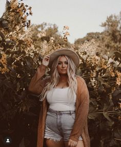 Wardrobe Overhaul, Work Appropriate Outfits, Summer/fall Outfits, Vacation Fashion, Plus Size Fashion Tips, Casual Outfits For Moms, Cute Country Outfits, Summer Outfits For Moms, Rodeo Outfits