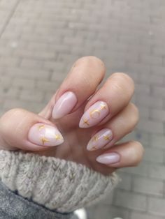 Moon And Star Nails Acrylic, Moon And Stars Nail Art, Star And Moon Nails, Moon And Stars Nails, Nails Acrylic Valentines Day, Moon And Star Nails, Gold Star Nails, Rad Nails, Nude Almond Nails