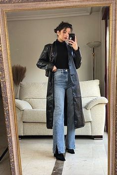 BÖLÜMLER KISA KISA OLDUĞU İÇİN FAZLA BÖLÜM VAR!      Genç kızın arkad… #romantizm # Romantizm # amreading # books # wattpad Caroline Hu, Europe Outfits, Casual Winter Outfits, Fall Fashion Outfits, Winter Fashion Outfits, Outfits Casuales, Modest Outfits, Asian Fashion