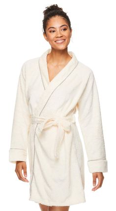 PRICES MAY VARY. Wrap yourself up in comfort and warmth with this soft plush bath robe. For days when you just want to lounge around the house, this lightweight bathrobe for women is exactly what you need. Sink into the soft, warm womens robe fabric and instantly feel your troubles melt away. RUNS SMALL - please order a size up. Your lounge time should be an experience you enjoy. Be comfortable and stylish in these cute, plush, and soft robes for women. Savor every minute of your precious free t Bathrobe Pattern, Womens Robes Long, Silk Bathrobe, Womens Robe, Womens Bathrobes, Plush Robe, Pajama Lounge, Bath Robes For Women, Soft Robes