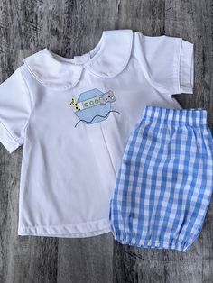 How precious is this sweet, embroidered Peter pan collared shirt and bloomer set? It is classic and simple; I have embroidered Noah's Ark in the center and can put the name on the collar.  If you would like to customize your shirt such, I can add a name or initials to the collar. Cute Fitted Gingham Sets, Classic Collared Sets For Spring, Classic Spring Sets With Collared Shape, Preppy School Sets For Spring, Fitted Gingham Sets For Spring, Preppy Cotton School Sets, Preppy Cotton Sets For Spring, Preppy Cotton Spring Sets, Spring Preppy Cotton Sets