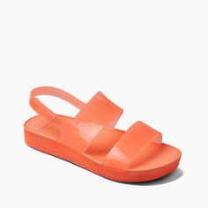 Reef Water Vista, Sunrise Yoga, Travel Sandals, Reef Sandals, Casual Sandals Womens, Heritage Fashion, White Sandals, Womens Slides, Beach Bum