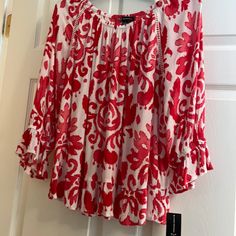 Inc Brand Coral Top Or Blouse Size L, New With Tag Spring Holiday Blouse, Casual Spring Holiday Blouse, Chic Holiday Blouse For Spring, White Holiday Tops For Spring, White Tops For Holiday In Spring, Coral Blouse, Coral Top, Inc International Concepts, Red And White