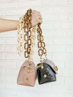 Chain strap for bags. Interchangeable and different sizes. Straps For Bags, Strap For Bag, Hobo Bag, Chain Strap, Gold Chain, Gold Chains, Chain, Gold