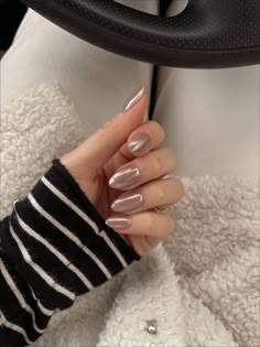 Ongles Beiges, Fairy Nails, White Chrome Nails, Simple Fall Nails, Fall Nail Trends, Beige Nails, Her Nails, Neutral Nails, Brown Nails