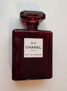 Parfum Chanel, I See Red, Cherry Wine, Cherry Cola, Dark Feminine Aesthetic, Perfume Scents, Perfume Lover, Red Aesthetic, Perfume Collection