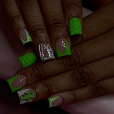 Nails Acrylic Green Design, Lime Green And Silver Nails, Lime Green Birthday Nails, Green Nail Set Ideas, Neon Green Short Nails, Lime Green Short Nails, Lime Green Nails Short, Green Short Nail Designs, Green Nails Acrylic Short