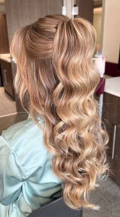 prom hairstyles, Prom hairstyles for long hair, prom hairstyles for black hair, prom hairstyles for short hair, Prom hairstyles for medium hair, prom hairstyles black girl, prom hairstyles bun, half up half down hairstyles Hair Styles 2017, Prom Hairstyles, Hairstyles For School, Prom Hair, Black Women Hairstyles, Mens Hairstyles, Girl Hairstyles, Womens Hairstyles, Prom