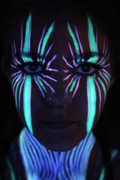 Glow Face Paint, Blacklight Paint, Black Light Makeup, Neon Face Paint, Uv Makeup, Demon Makeup, Neon Photoshoot, Makeup Themes, Glow In Dark Party