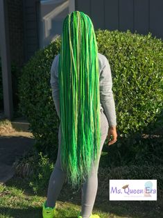 Blonde And Green Box Braids, Green And Blonde Knotless Braids, Green And Yellow Braids, Neon Green Knotless Braids, Neon Green Box Braids, Lime Green Box Braids, Green Braids Black Women, Green And Pink Braids, Blonde And Green Braids