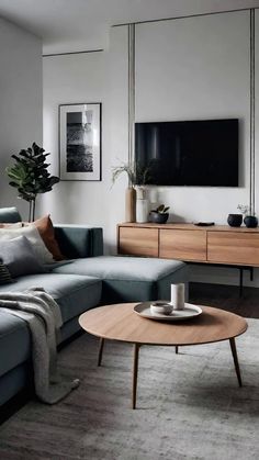 Japanese Inspired Home Decor: Zen and Minimalist Apartments Minimalist, Scandi Industrial, Neutral Dining Room Decor, Beige Dining Room, Dining Room Colour Schemes, Dining Room Renovation, Small Modern Living Room, Neutral Dining Room