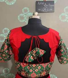 Back Hook Blouse Design, Pata Saree, Casual Blouse Designs, Pattern Blouses, Cotton Blouse Design, Best Blouse Designs