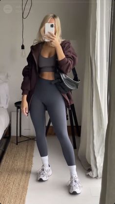 Athlesuire Outfit, Gymwear Outfits, Cute Gym Outfits, Gym Outfits, Legging Sport, Athleisure Outfits