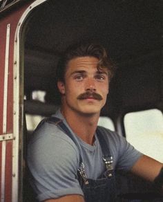 Mustache Styles, Mustache Men, Corte De Cabelo Masculino, Dream Guy, Beard Styles, Haircuts For Men, Future Husband, Dive In, Mens Hairstyles