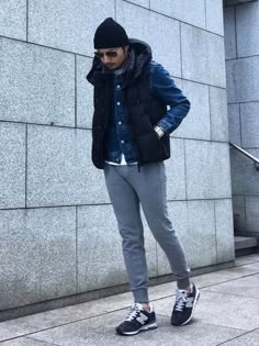 Mens Wide Leg Pants, Navy Denim Jacket, Formal Mens Fashion, Grey Sweatpants, Mens Winter Fashion