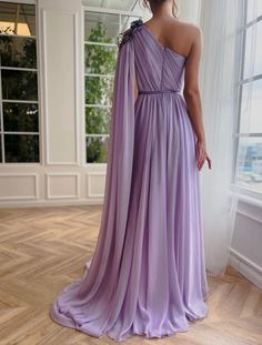 Prom Gown Elegant, Lavender Gown, Gown Elegant, Formal Wedding Guests, One Shoulder Prom Dress, Beach Wedding Dress Boho, Dresses Formal Elegant, Evening Gowns Elegant, Glamorous Dresses