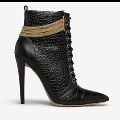 Ankle Bootie With Chain Around Ankle. New In Box. Stiletto Heel, Fashion Shoes Boots, Zipper Heels, Wide Calf Boots, Lace Up Heels, Shoe Dazzle, Heeled Ankle Boots, Black Booties, Black Ankle Boots