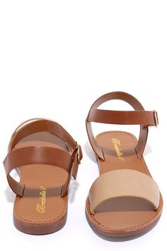 Stylo Shoes, Bride Sandals, Vegan Shoes Women, Next Shoes, Tan Flats, Giuseppe Zanotti Heels, Dressy Sandals, Cute Boots, Casual Heels