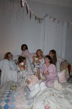 #birthday #slumberparty #cutepajamas #pajamas #girlhood #womenhood #coquette Pajama Party College, Pjs And Polaroids, Bday Party Sleepover Ideas, Summer Slumber Party, Friends Pajama Party, Sleep Over Party Ideas For Women, Winter Pajama Party, 18th Birthday Party Sleepover, 2000 Sleepover Aesthetic