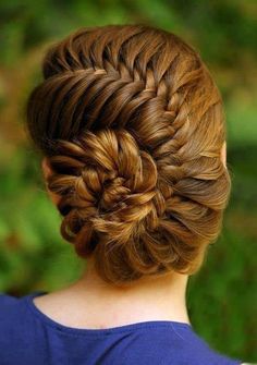 Braid with a Twist hair style braid updo bun twist Braided Summer Hairstyles, Prom Hair Up, Rose Bun, French Braid Updo, Braid Bun, Flower Braids