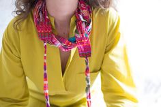 This Summer Scarf Necklace is crafted from luxurious 100% cotton fabric, designed for Hippie style enthusiasts. Its unique pattern print and soft texture make it an irresistible accessory for those who appreciate the Boho/Hippie/Festival trend. Versatile and unisex, this neckwear can be worn as a women's scarf, men's scarf, headband, or chic boho belt, adding a touch of bohemian flair to any look. If you're drawn to the Boho/Hippie/Festival aesthetic, this accessory is the perfect addition to yo Hippie Bandana, Boho Hair Wrap, Boho Chic Accessories, Cowl Neck Scarf, Festival Clothes, Festival Outfits Women, Boho Scarf, Festival Trends, Burning Man Outfits