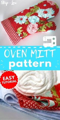 an oven mitt pattern with the title overlay