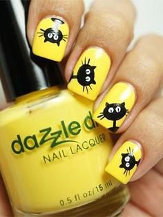 Nail Art Dessin, Ladybug Nails, Cat Nail Art, Yellow Nail Art, Yellow Nails Design, Unghie Nail Art, Yellow Nail, Polish Nails, Cat Nails