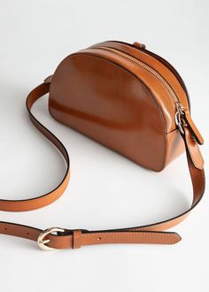 Cheap Leather Bags, Diy Leather Bag, Classic Handbags, Leather Bag Women, The Bag