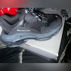 Used Ans Great Condition Balenciaga Triple S Clear Sole, Shoes Balenciaga, Sole Sneakers, Balenciaga Shoes, Balenciaga Triple S, Mens Shoes Sneakers, Balenciaga, Men's Shoes, Shoes Sneakers